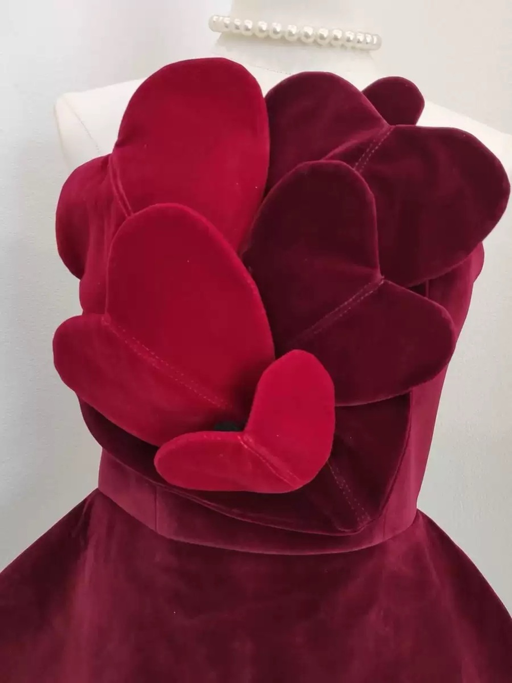 Strapless Burgundy Velvet Mini Dress with 3D Heart Appliqué - Picture 3 of 4